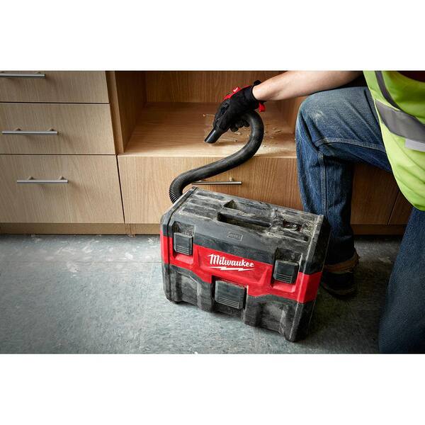 Milwaukee - M18 18-Volt Lithium-Ion Cordless 2 Gal. Wet/Dry Vacuum with (1) 5.0Ah Battery and Charger