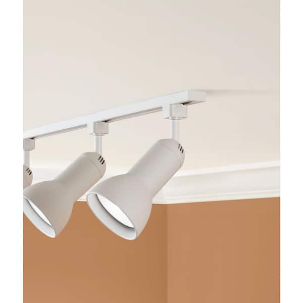 1-Light White Linear Track Lighting R30/PAR30 Large Step Head
