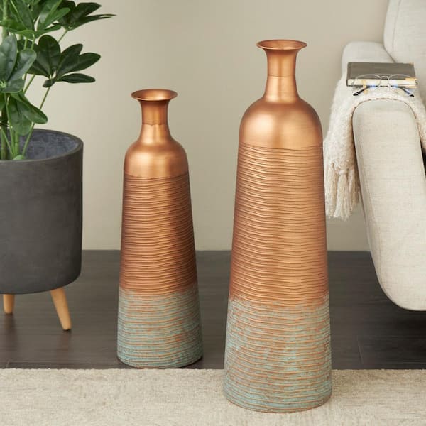 Litton Lane Copper Ribbed Textured Metal Decorative Vase with Distressed Teal Accents (Set of 2)
