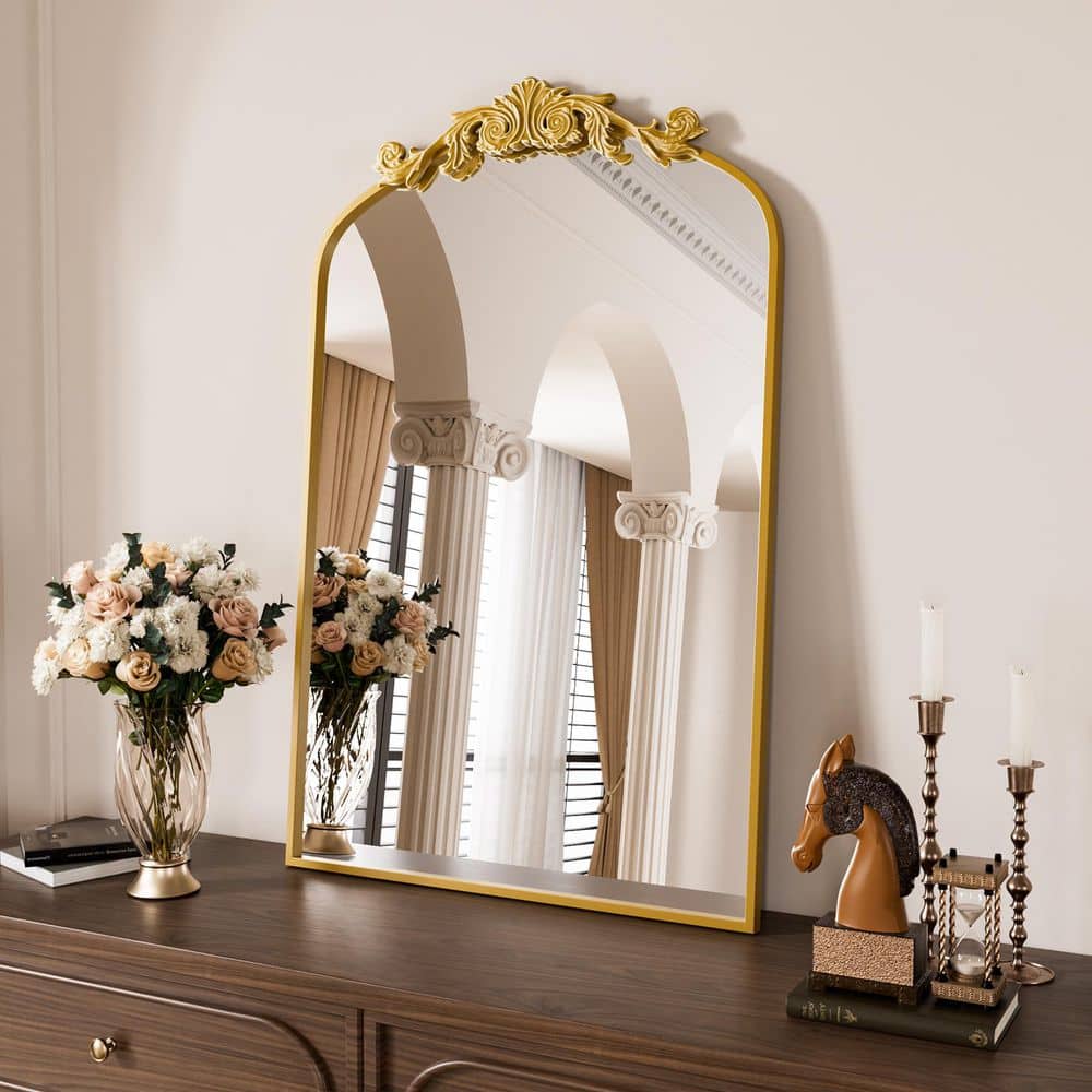 Spigel 24 in. W x 36 in. H Vintage Arched Aluminum Gold Finish
