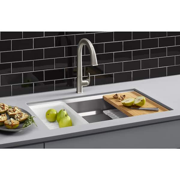 https://images.thdstatic.com/productImages/24743f81-d0bb-43cd-b9b1-a23c08ae8b7d/svn/stainless-steel-kohler-undermount-kitchen-sinks-k-23651-na-e1_600.jpg