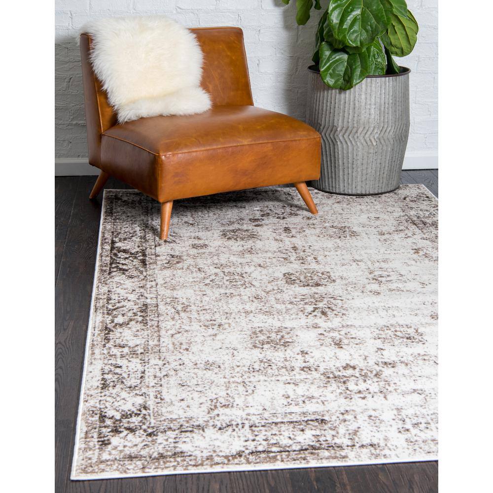 Ivory Elegance 8'x10' Rectangular Synthetic Rug