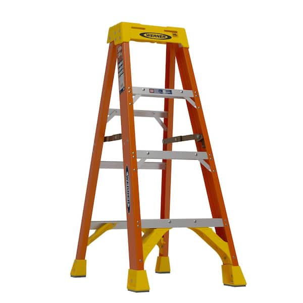 Werner 4 ft. Fiberglass Step Ladder (8 ft. Reach Height) with 300 lb. Load Capacity Type IA Duty Rating