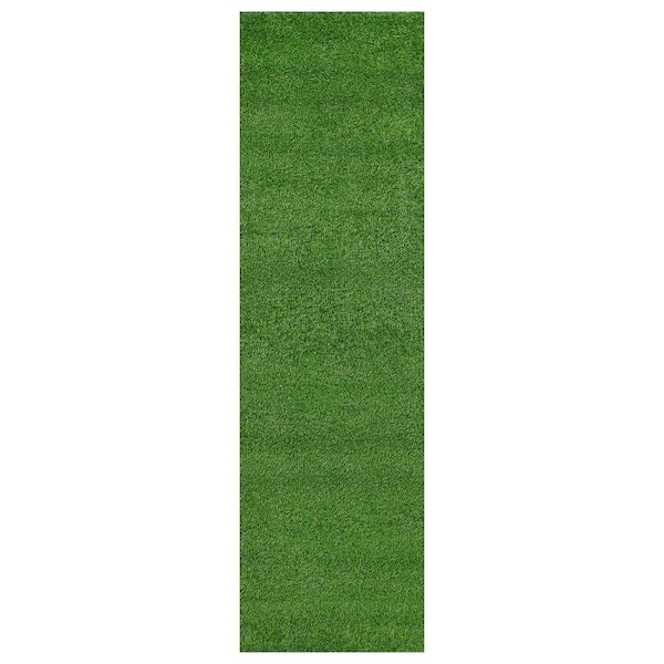 Indoor/Outdoor Artificial Grass Area Rug, Dense Synthetic Turf for Patio, Deck & High-Traffic Areas 2'7" x 8'