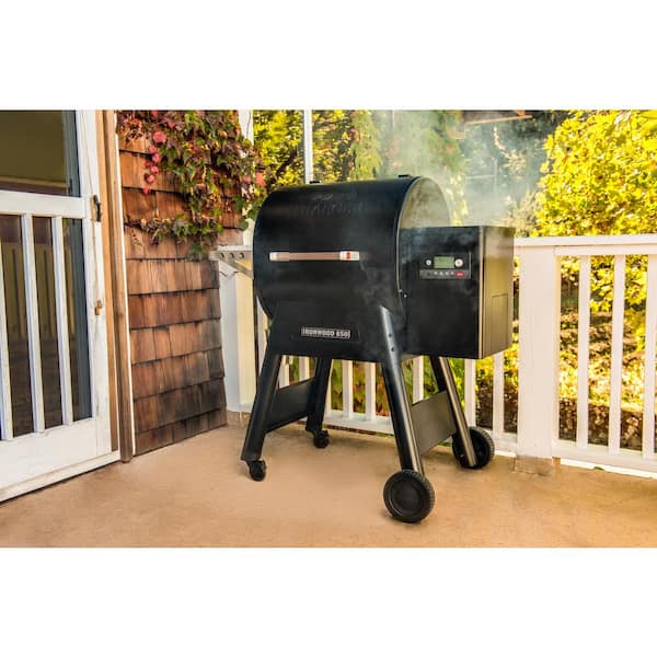 Housse barbecue à pellets Traeger Ironwood 650