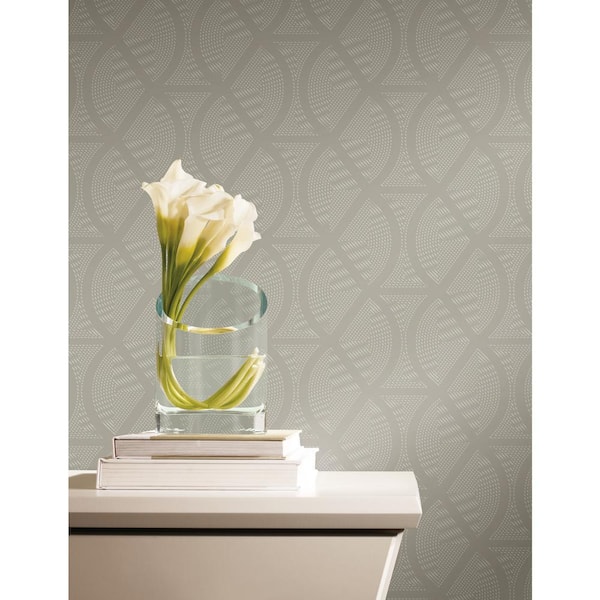 Cream Opposites Attract Paper Unpasted Matte Wallpaper (27 in. x 27 ft.)