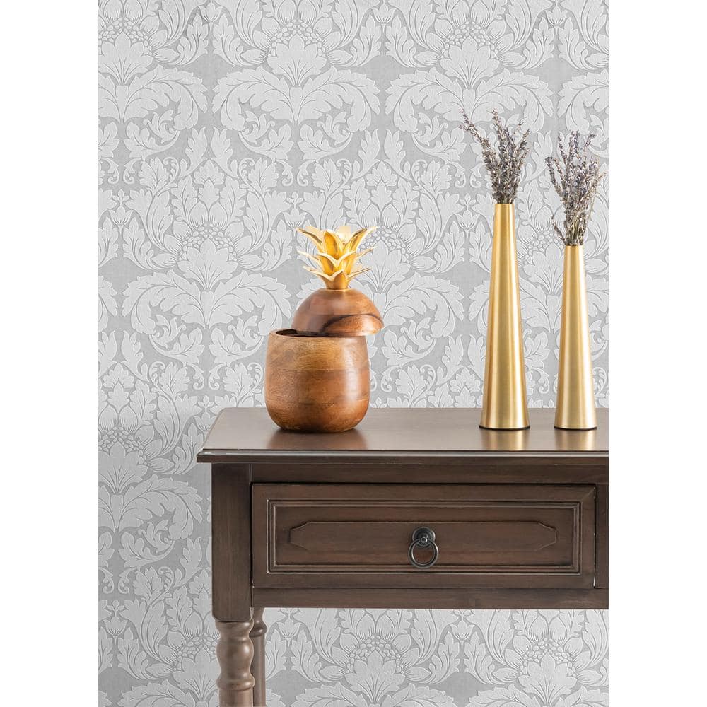 White Embossed Non-Woven Damask Wallpaper Roll