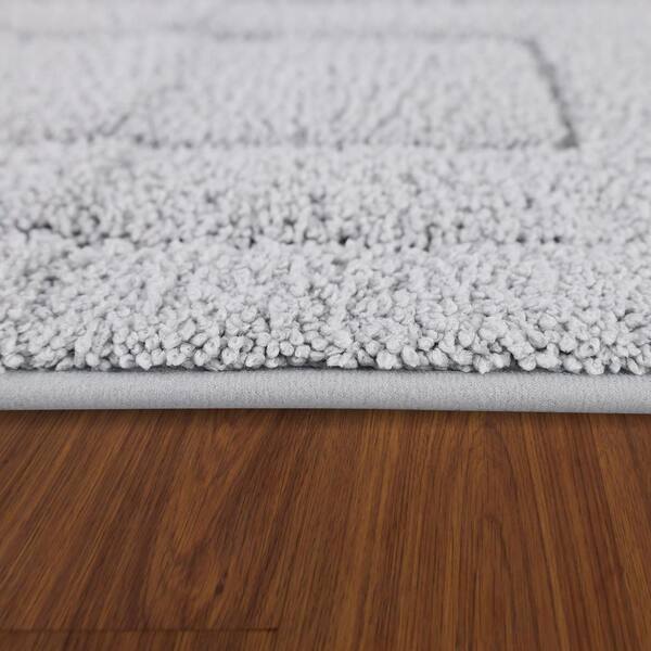Jeedeson 15.75 in. x 23.62 in. Flocked Bath Rug Mat, Non Slip