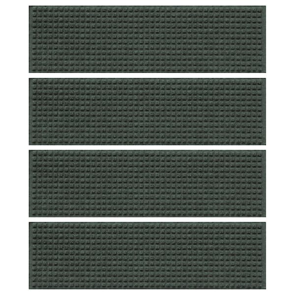 Bungalow Flooring Waterhog Squares 8.5 in. x 30 in. PET Polyester Indoor Outdoor Stair Tread Cover (Set of 4) Evergreen
