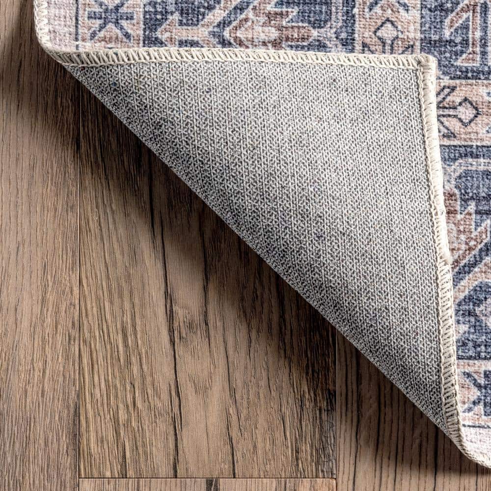 Finley 5' x 8' Gray Synthetic Oriental Washable Area Rug