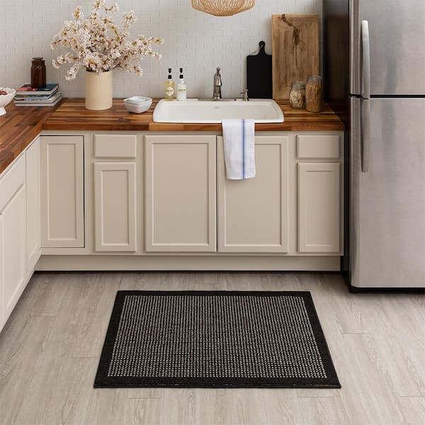 Lemans Border New Black/Hummus 2 ft. 6 in. x 3 ft. 9 in. Machine Washable Area Rug