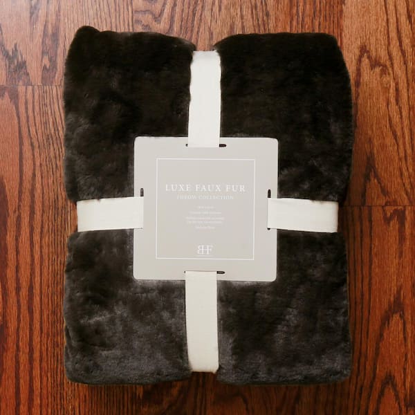 Best luxury outlet throw blanket