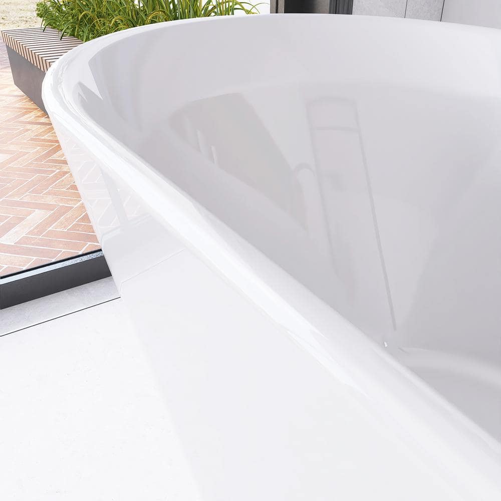 Glossy White Acrylic Freestanding Oval Soaking Bathtub