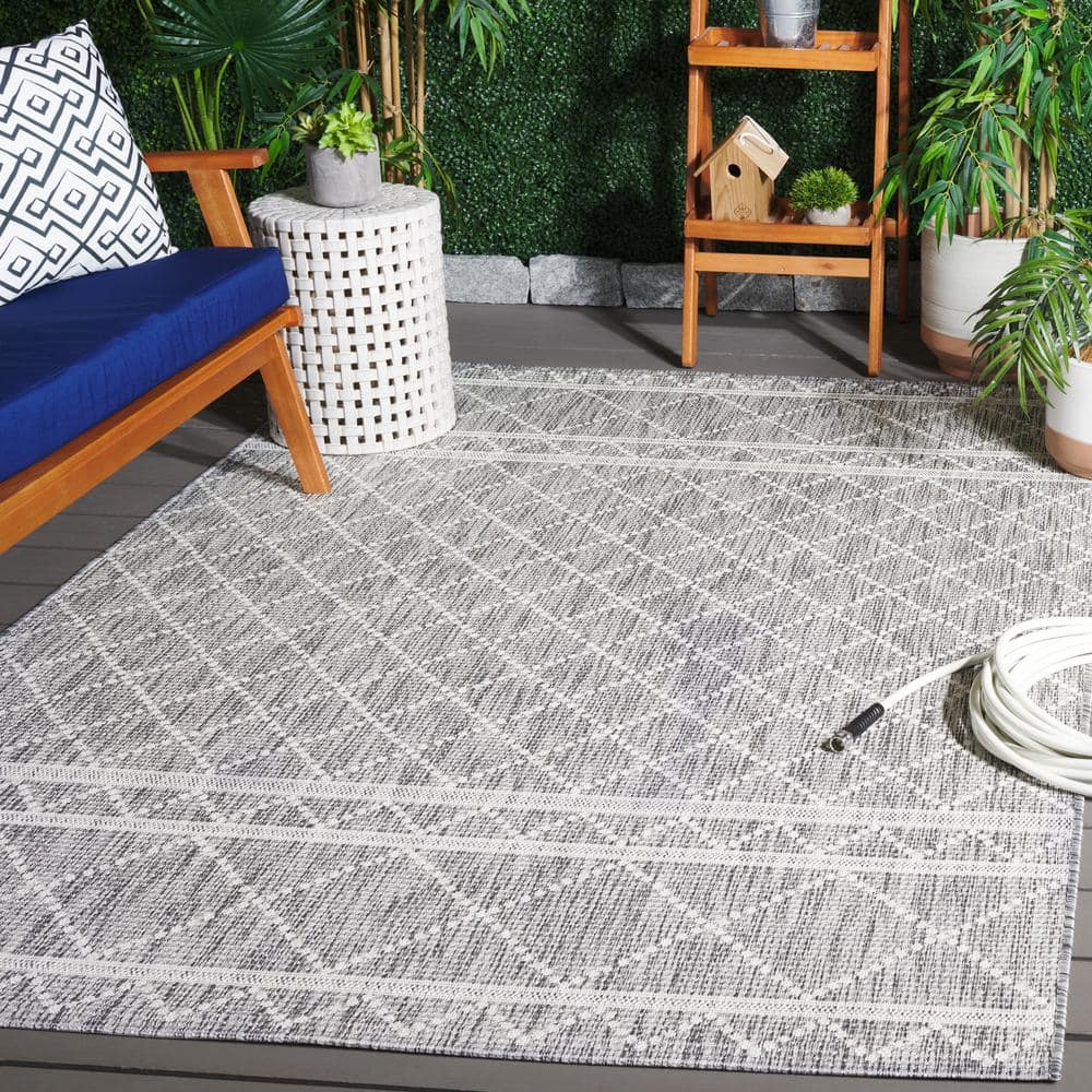 Light Gray and Dark Gray Geometric Indoor/Outdoor Area Rug