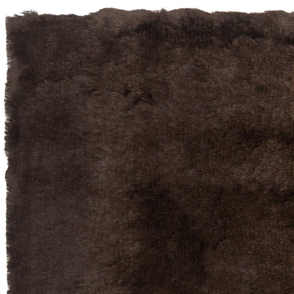 Handmade Chocolate Round Shag Fur Area Rug, 5' x 8'