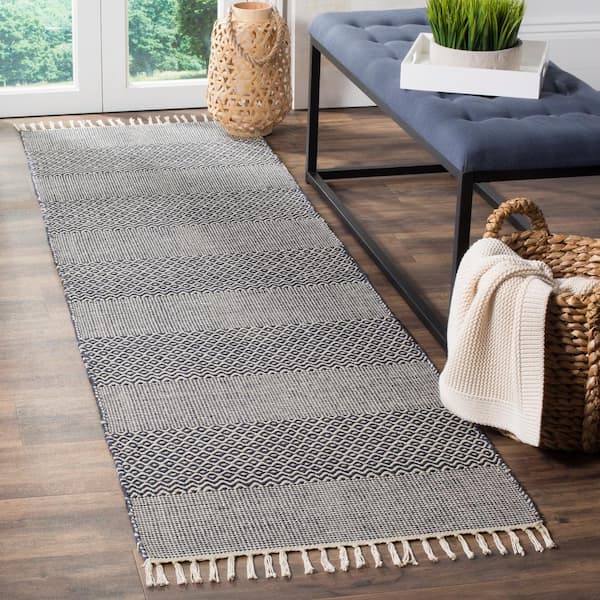 Montauk Ivory/Navy 2 ft. x 12 ft. Striped Diamonds Runner Rug
