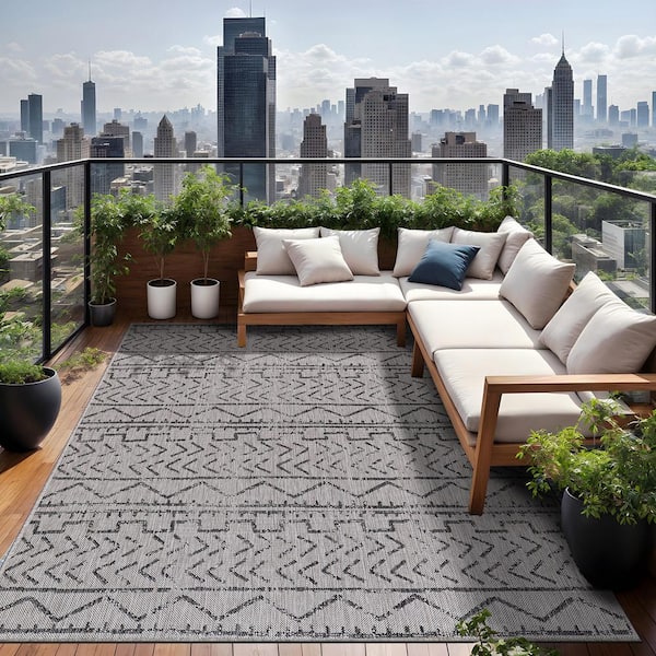 4 X 6 Light Gray Dark Gray Waikiki Modern Trellis Indoor Outdoor Area Rug
