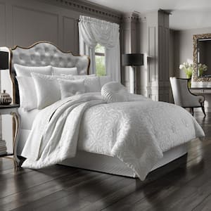 Antonia White 4Pc. White Polyester California King Comforter Set 96 X 110"