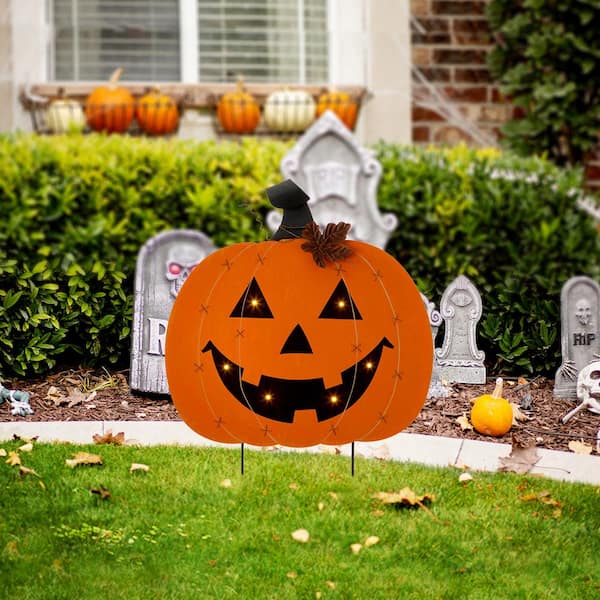 Glitzhome 30 in. H Halloween Yard Stakes Wooden and Metal Pumpkin ...