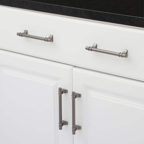 Davenport 5-1/16 in. (128mm) Classic Gunmetal Bar Cabinet Pull