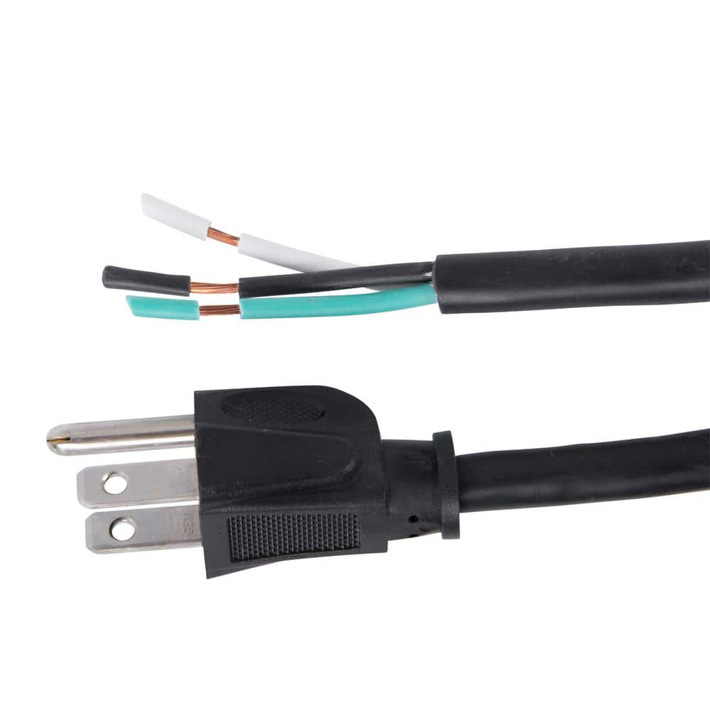 6 ft Black PVC Computer Power Cord with 13 Amps