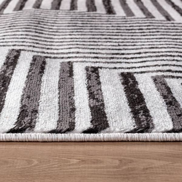 Modern Maze Cream 7 ft. 10 in. x 10 ft. Area Rug