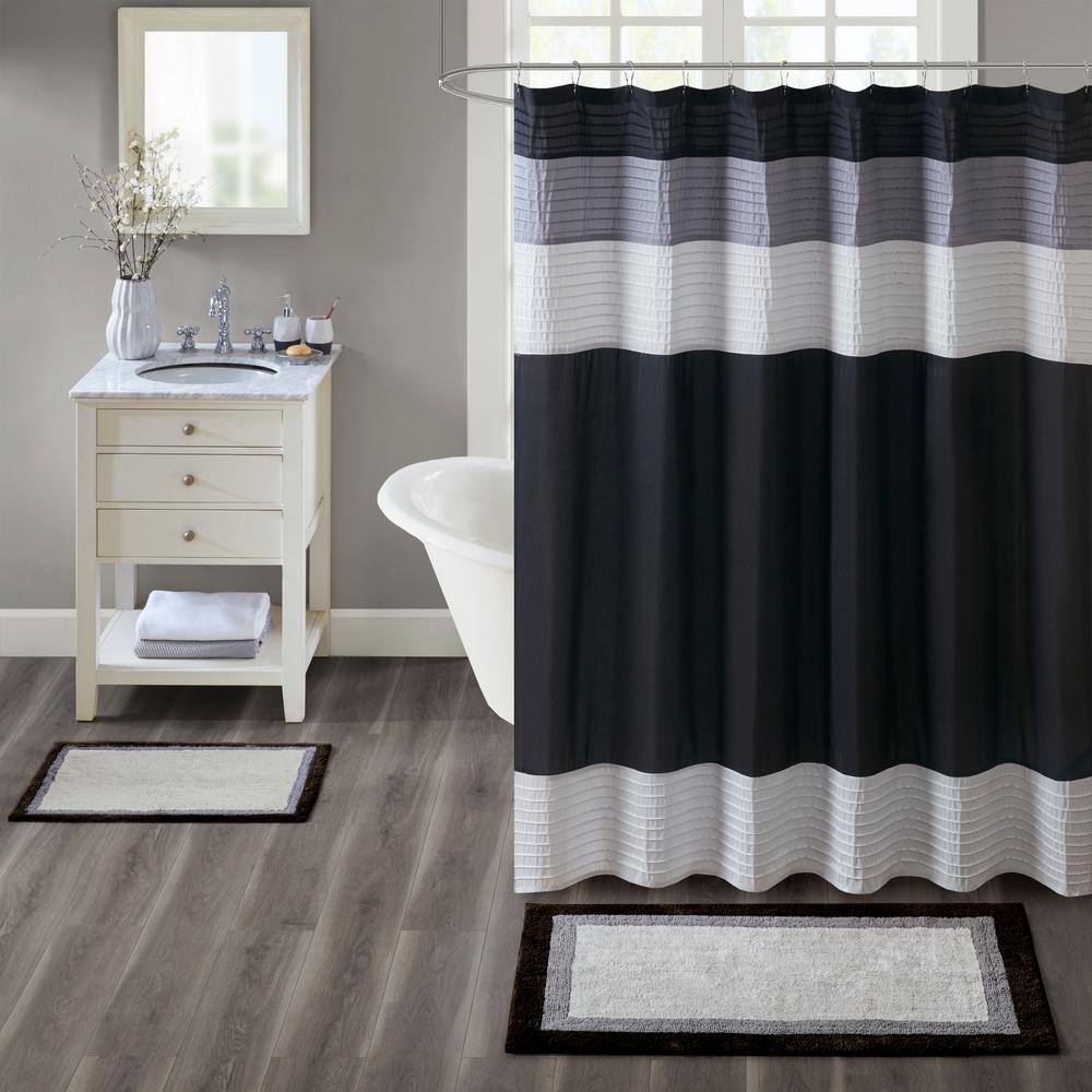 Black and Gray Cotton Tufted Bath Rug 27" x 45"