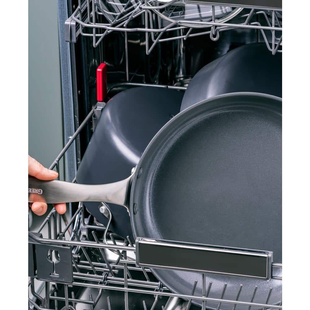 Black Aluminum 5QT Nonstick Saute Pan with Lid