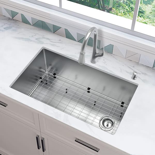 Tight Radius 31 in. Undermount Single Bowl 18 Gauge Stainless Steel Kitchen Sink with Pull-Down Faucet