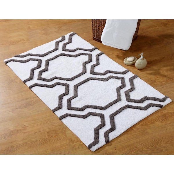 Saffron Fabs 24 in. x 17 in. and 34 in. x 21 in. 2-Piece Bath Rug Set in White and Gray