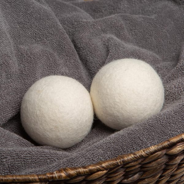 How to Safely Make Your Own Scented Dryer Sheets and Wool Dryer Balls –  NorthWood Distributing
