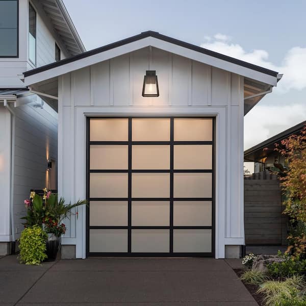 Branson Modern Classic Traditional 1-Light Black Indoor/Outdoor Wall Lantern Sconce