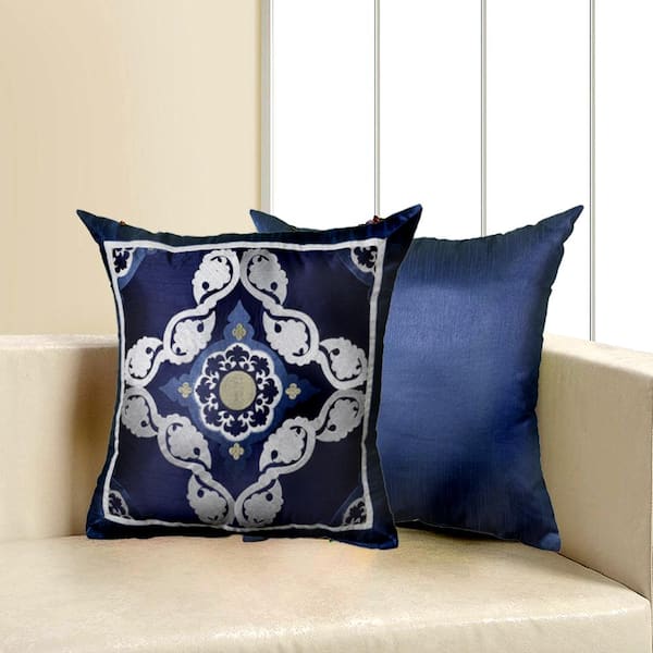 LR Home Contemporary Blue 18 in. x 18 in. Square Decorative Indoor Accent Pillow