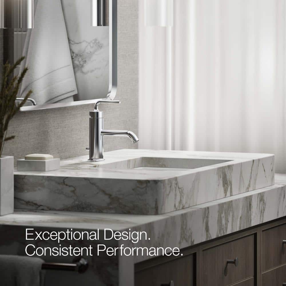 Polished Chrome Single-Handle Bathroom Sink Faucet