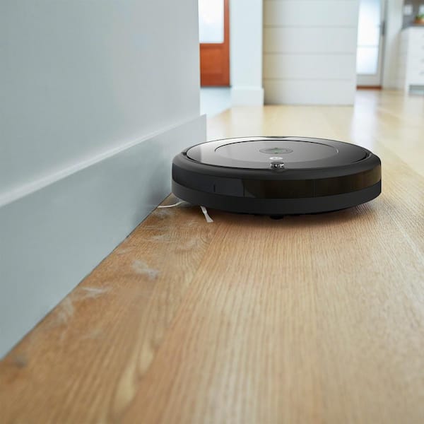 iRobot Roomba 675 Robot Vacuum-Wi-Fi Connectivity, Works with Alexa, Good  for Pet Hair, Carpets, Hard Floors, Self-Charging