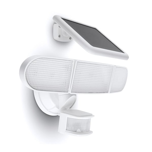 LUTEC Triple-Head 1800 Lumen 180° White Motion Sensing Outdoor Integrated LED Solar Flood Light