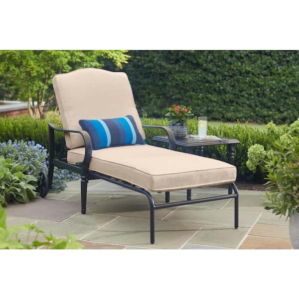 Hampton Bay Laurel Oaks Brown Steel, Better Homes And Gardens Outdoor Patio Chaise Lounge Cushion