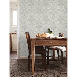 Froso Light Grey Garden Damask Non Woven Paper Wallpaper Sample