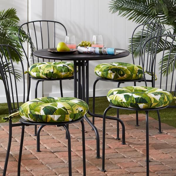 Greendale Home Fashions 15 in. Round Outdoor Bistro Seat Cushion Set of 4 Palm Leaves White