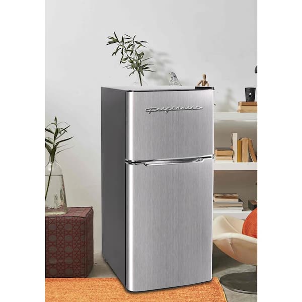 RCS 21-Inch 4.5 Cu. Ft. Compact Stainless Steel Refrigerator With Locking  Door & Recessed Handle - REFR1A
