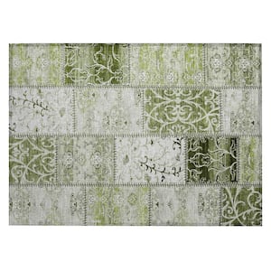 Chantille ACN566 Green 1 ft. 8 in. x 2 ft. 6 in. Machine Washable Indoor/Outdoor Geometric Area Rug
