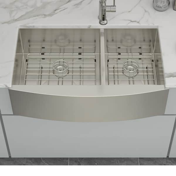 Coporesell 33 in. Farmhouse Double Bowl(60/40) 16-Gauge Brushed Nickel ...