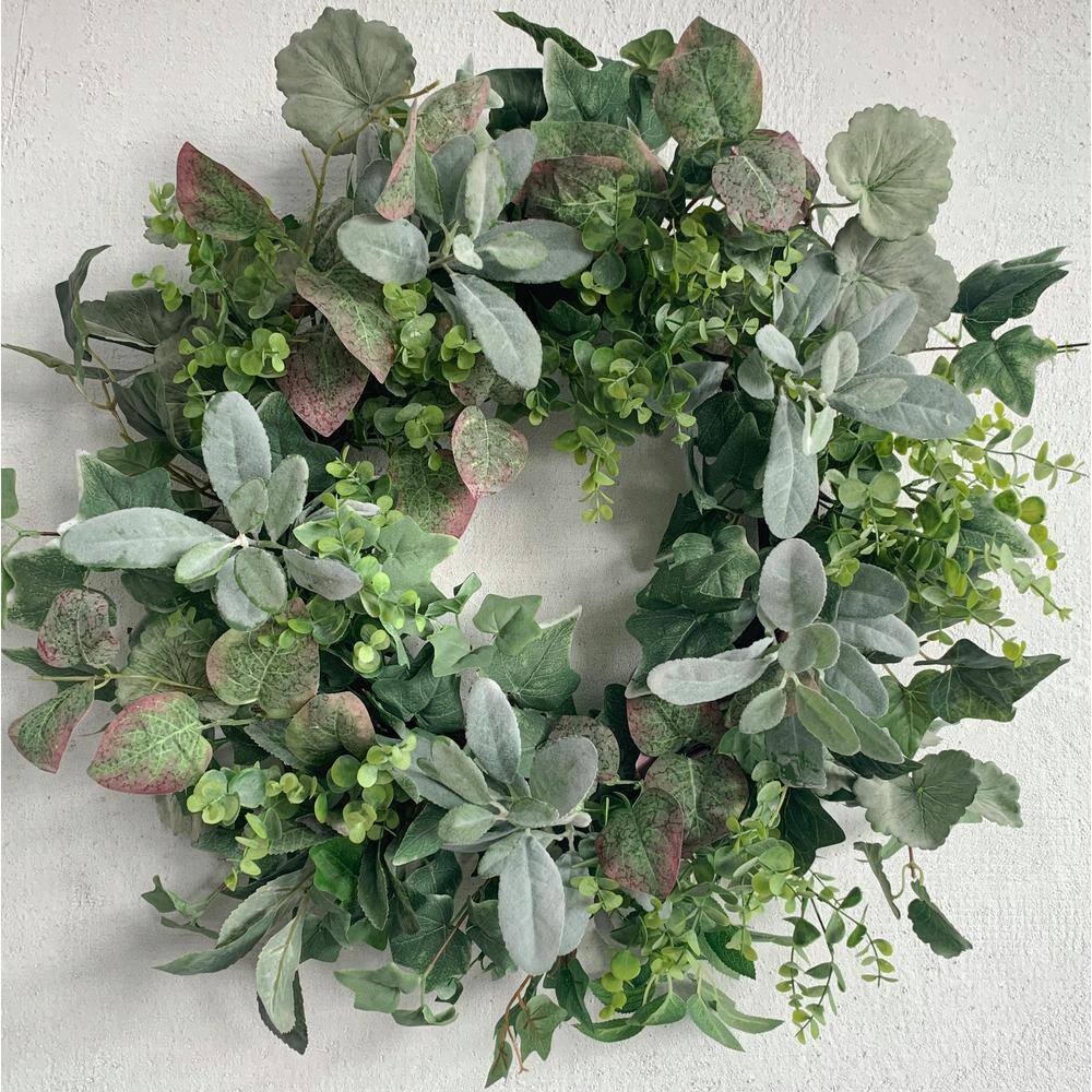Glitzhome 26 in. Unlit Green Artificial Wreath with Large Lambs Ear