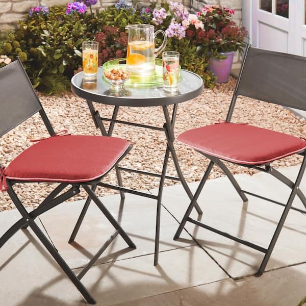 https://images.thdstatic.com/productImages/25a7164c-1a8f-4ec4-83d1-1cf065e20930/svn/outdoor-dining-chair-cushions-sznc-n03-red-fa_600.jpg