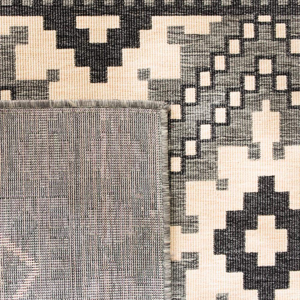 Charcoal Ivory Synthetic 2' x 3'7" Easy-Care Outdoor Rug