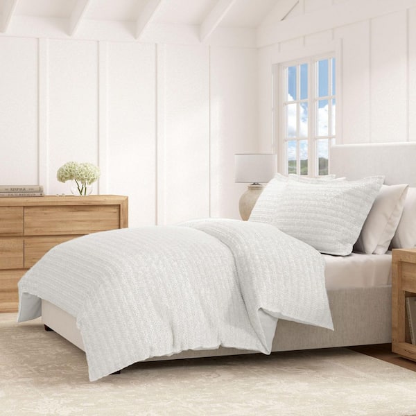 FRESHFOLDS White 100% Cotton Honeycomb Waffle 2-Piece Twin / Twin XL Duvet Set with Shams