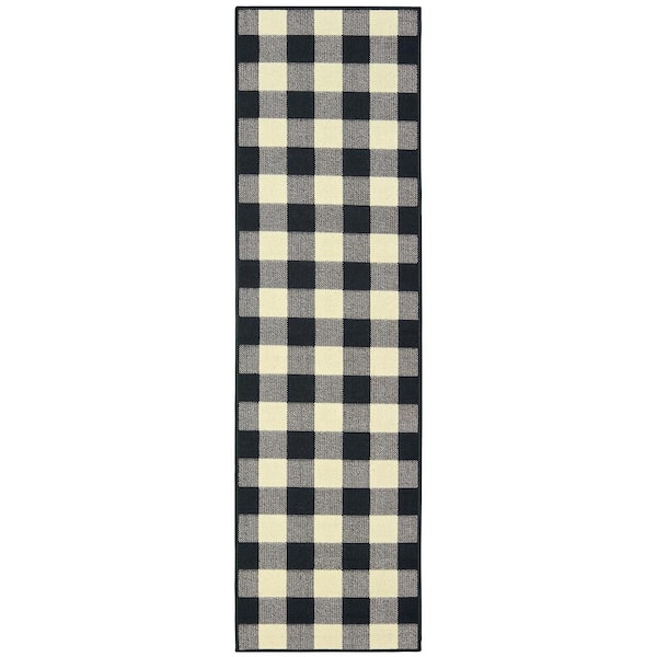 AVERLEY HOME Sienna Black/Ivory 2 ft. x 8 ft. Buffalo Check Indoor/Outdoor Patio Runner Rug