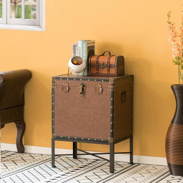 Square trunk end table discount