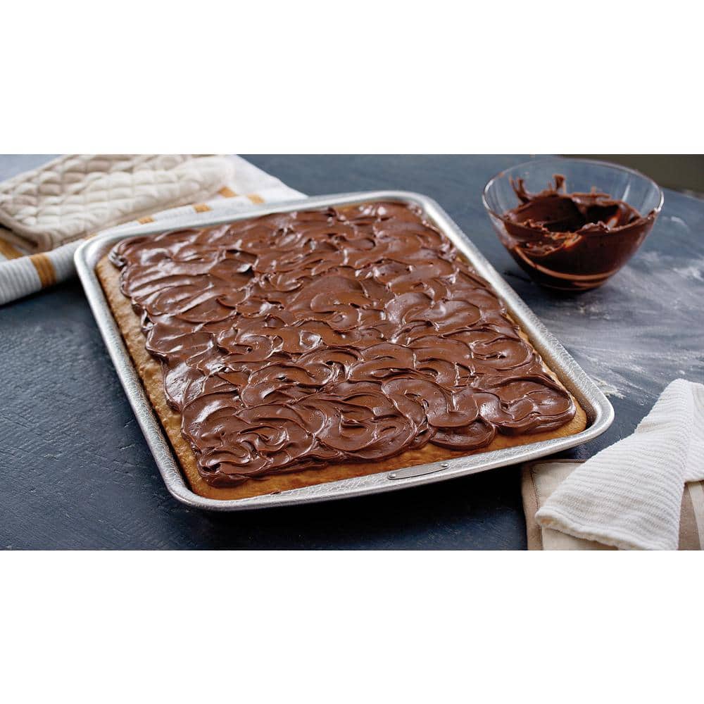 Durable Non-Stick Aluminum Rectangular Baking Sheet, 13" x 18.5"