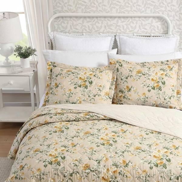 Laura Ashley Roses 3-Piece Gold/Beige Reversible Cotton King Quilt